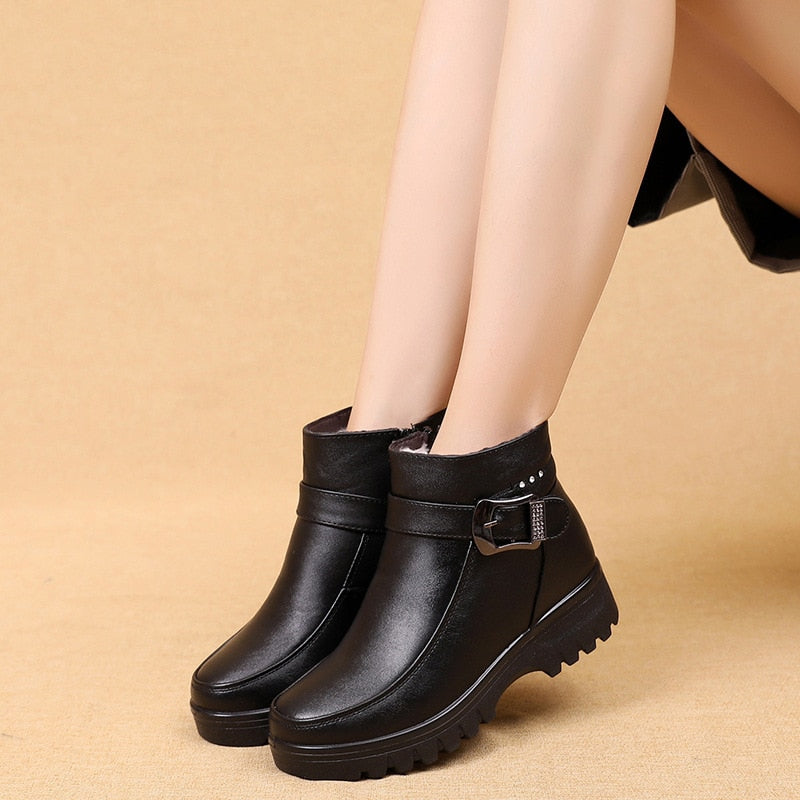 Bota Feminina Acolchoada